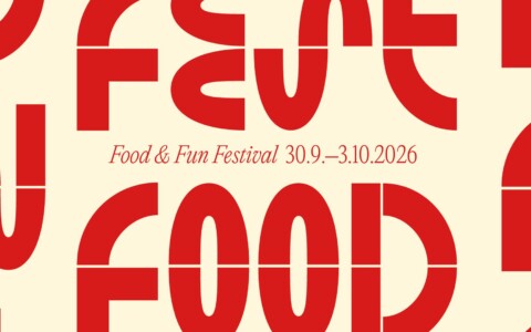 Food & Fun Festival -juliste beige-taustalla, suurta punaista tekstiä, päivämäärät 30.9.–3.10.2026.